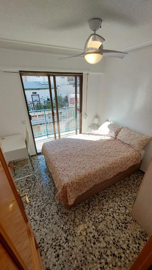 Central Accommodation Alicante Eksteriør bilde