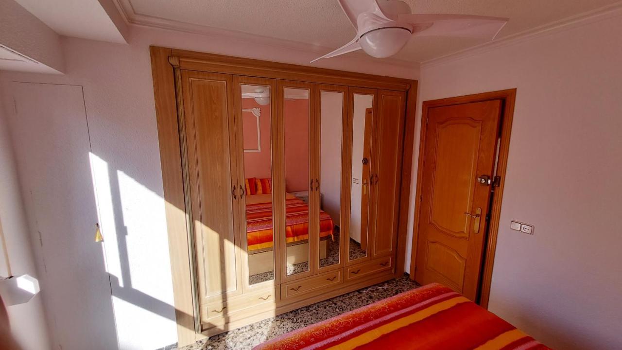 Central Accommodation Alicante Eksteriør bilde